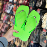 Bege/Verde + Pin Docinho