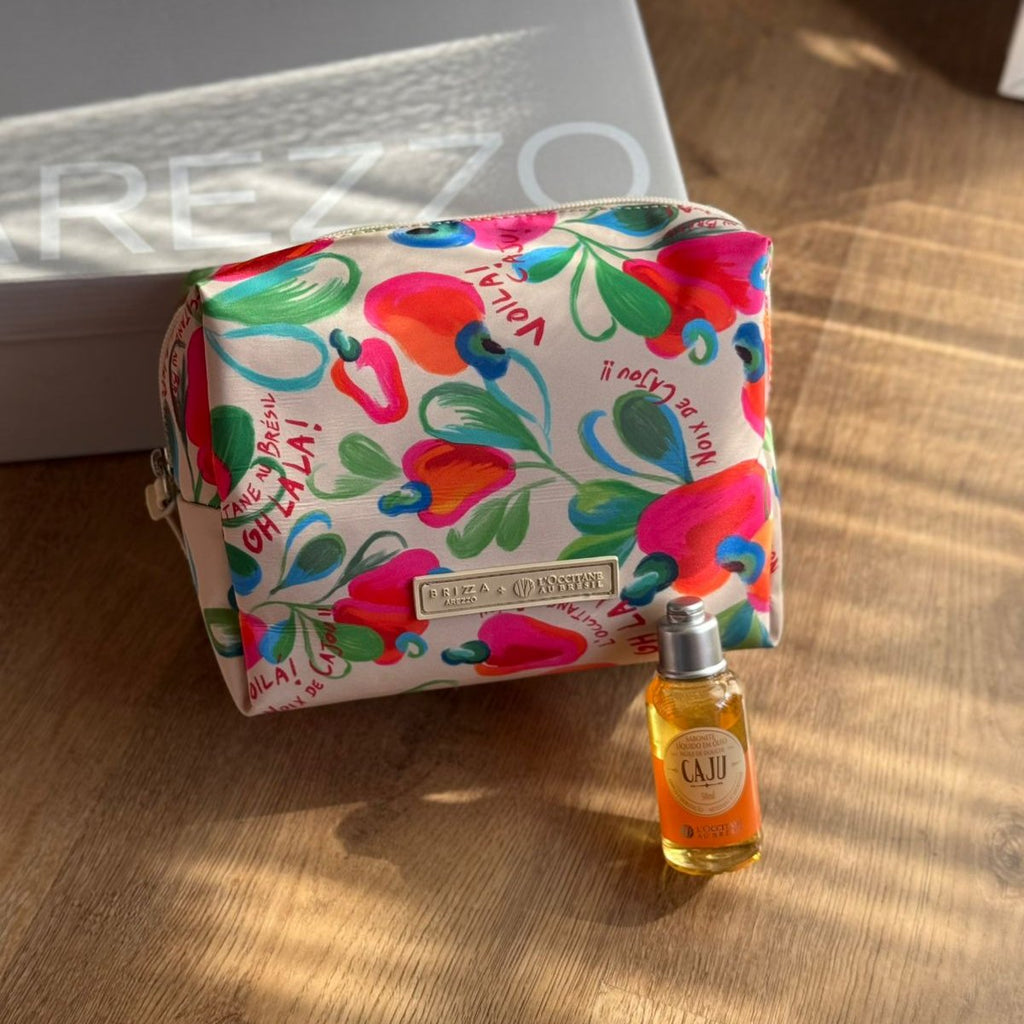 Necessaire Arezzo + Sabonete Colab Loccitane